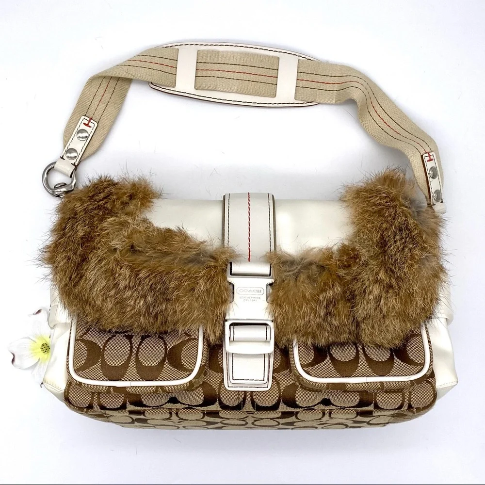 EUC COACH Fur Signature Ski Flap Shoulder Bag - Picture 3 of 16